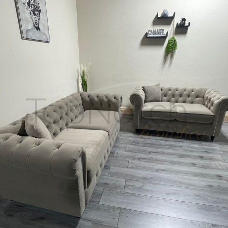 Cevian Chesterfield Sofa - Image 2